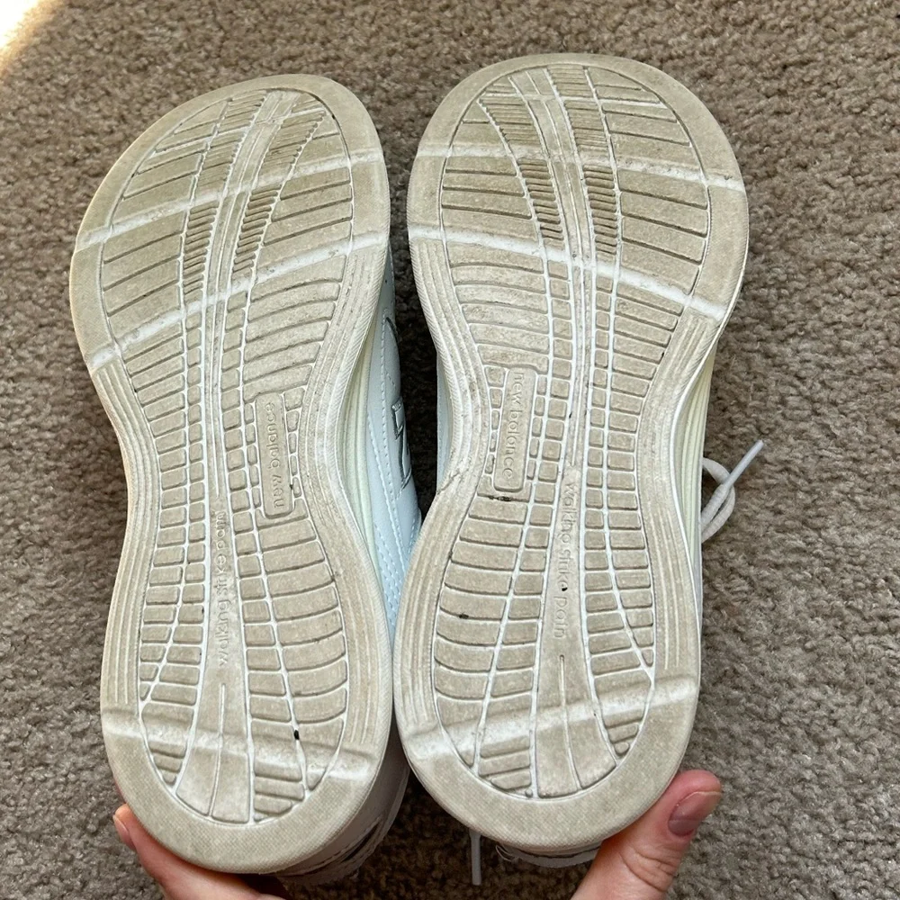 Women’s New Balance 577 Walking Shoes Size 9